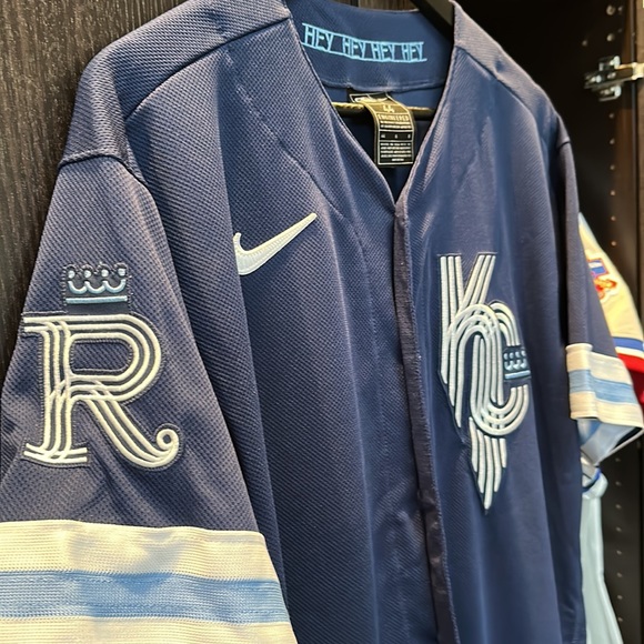 Men's Nike Navy Kansas City Royals 2022 MLB City Connect Authentic Jersey - Picture 3 of 7